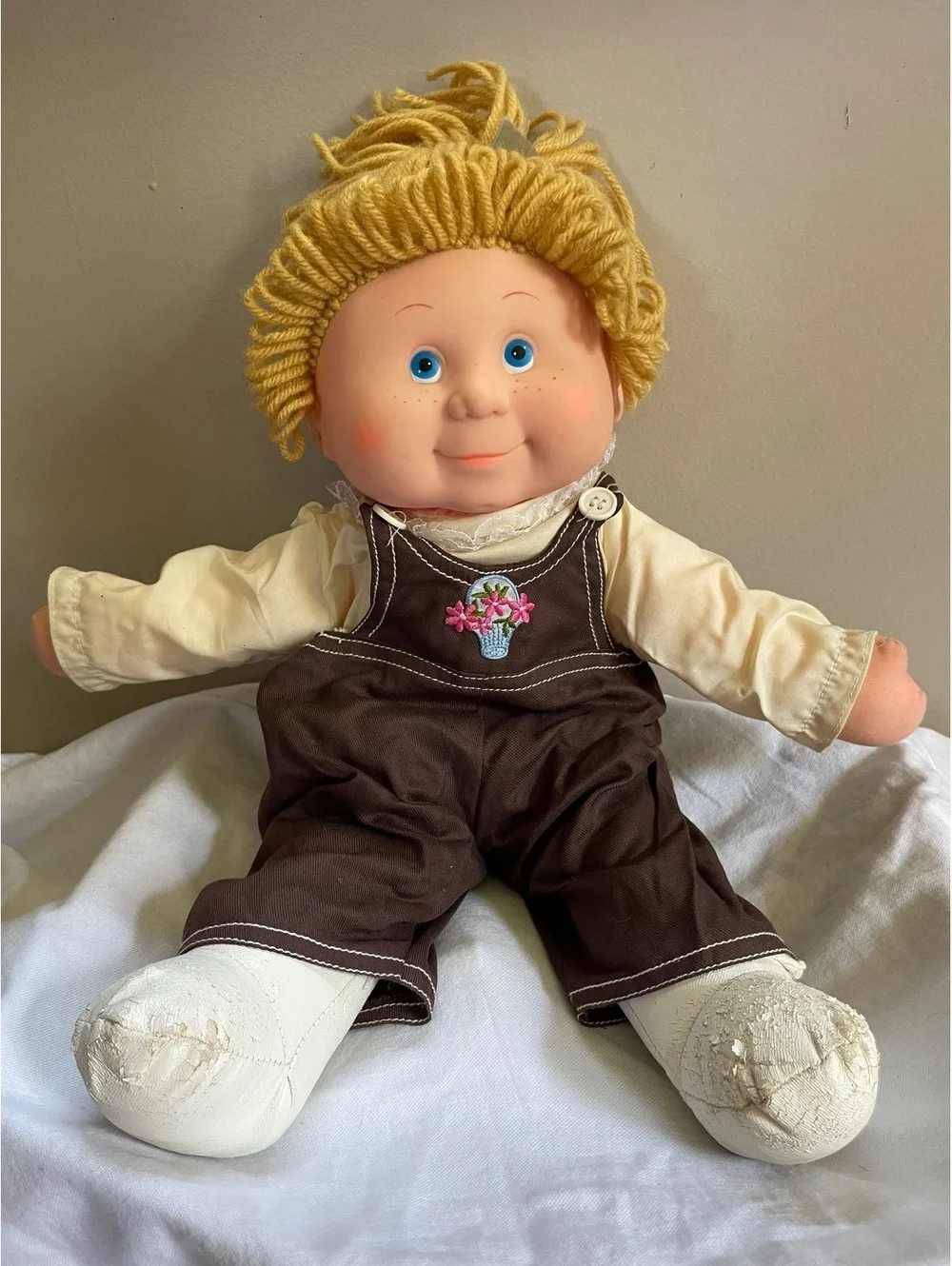 Vintage 1983 Blue Box Flower Kids Doll Blonde Yarn Hair Brown Overalls Plush 16”